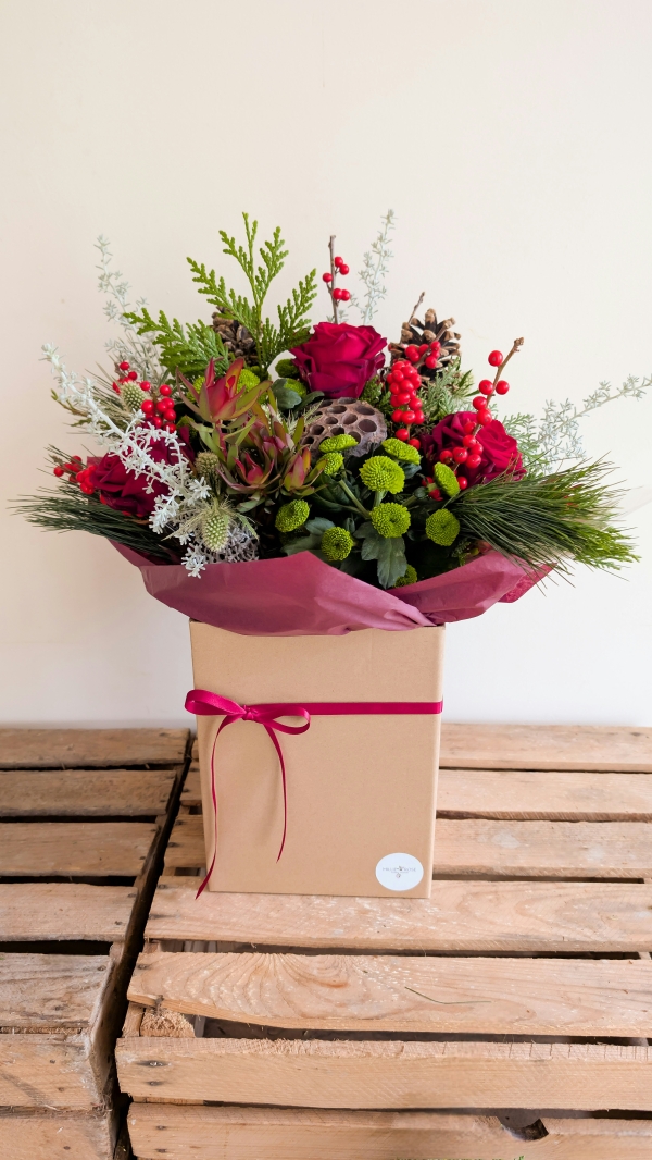 Merry Christmas Bouquet In Water