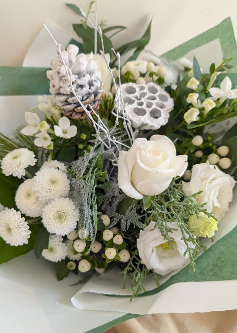 Frosted Christmas Wrap