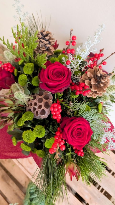 Merry Christmas Bouquet In Water